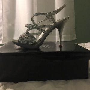 Prom shoes